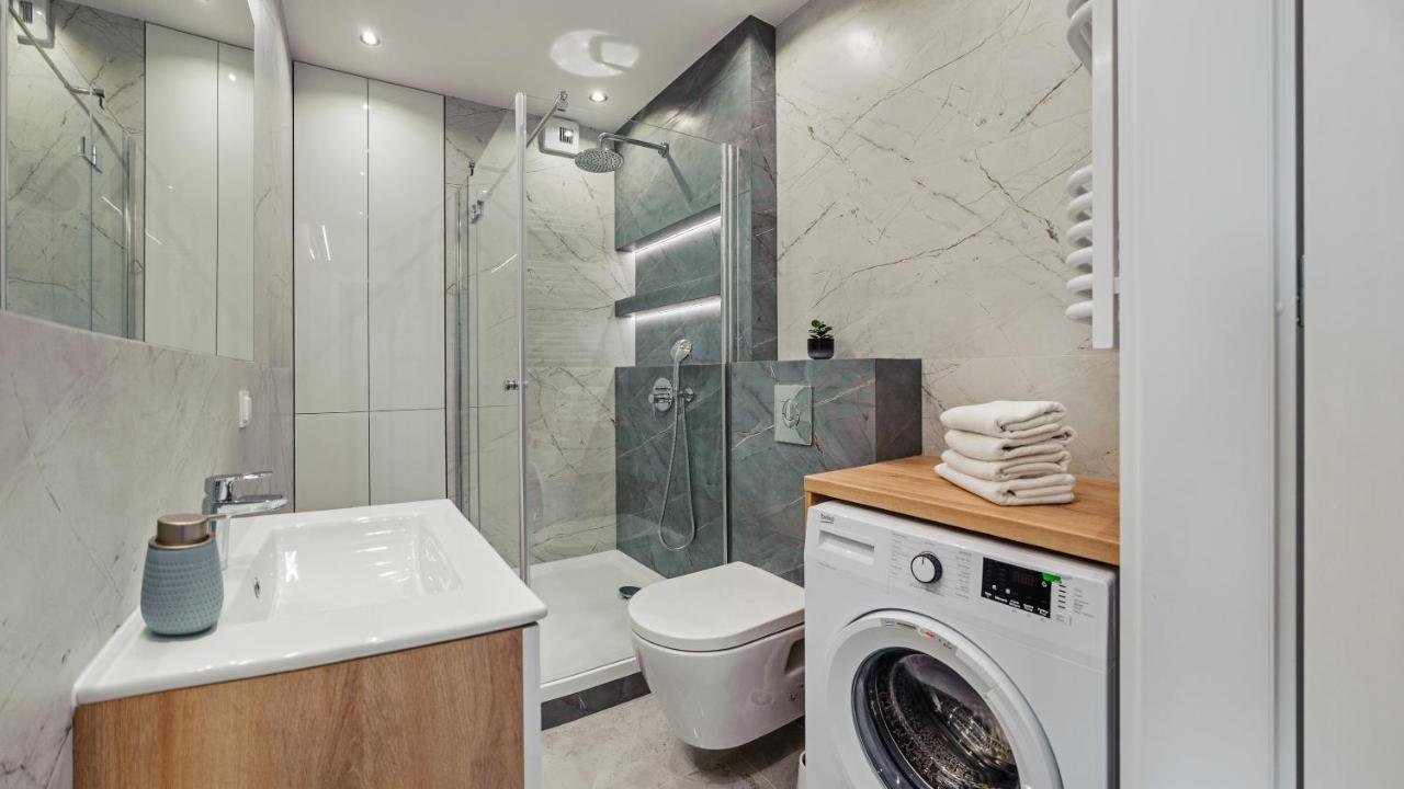 Apartamenty Sun & Snow Doki Gdańsk Exterior foto